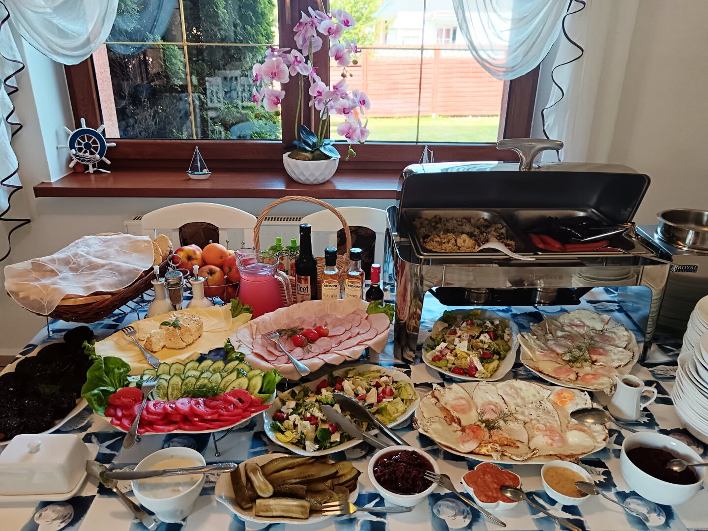 Willa Stefania – Pokój dwuosobowy z łazienką i tarasem od strony południowej Willa Stefania – Pokój dwuosobowy z łazienką i tarasem od strony południowej